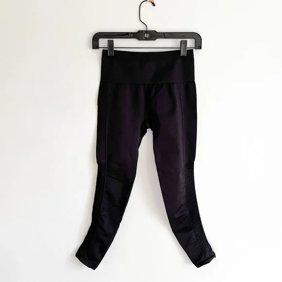 Fabletics Sync Seamless 7/8 High Waist Leggings Size XS - Picture 6 of 13